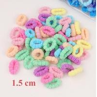 ราคา บ้านพลู ยางรัดผมเด็ก สีหวาน ยางมัด ยืดหยุ่น ไม่กินผม สำหรับเด็กเล็ก ขนาด 2 ซม แพ็ก 80 100 เส้น (22926927572)