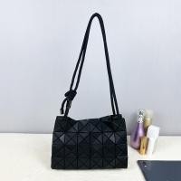 ราคา Bei Bao ผู้หญิงกระเป๋าสะพายไหล่เรขาคณิตเพชรกระเป๋าใส่เช็คกระเป๋าหมอนกระเป๋าสะพายคาดไหล่กระเป๋าทรงเต้าหู้ (22445258078)