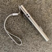 ราคา ONECUTE ไฟฉายปากกา LED แบบพกพาขนาดเล็ก ไฟส่องไข่ ไฟฉายส่องไข่ ไฟเช็คเชื้อ ไข่นก ไข่ไก่ แบบ USB (21238796663)