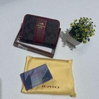 ราคา กระเป๋าสตางค์ซิปรอบ กระเป๋าใส่เหรียญ ใส่บัตร ขนาด 4 5 นิ้ว ใบสั้น เป็นแบบที่กำลังฮิตสินค้ามีพร้อมกล่อง (22553245749)