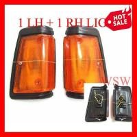 ราคา ไฟเลี้ยว นิสสัน ดัสสัน 720 1986 1989 ฝาส้ม ขอบดำ 1 คู่ NISSAN DATSUN 720 ไฟมุม ไฟมุม ไฟเลี้ยวมุม NISSAN DATSUN 720 นิสสัน ดัทสัน 720 ขอบดำ รวมขั้วและหลอดไฟ ยี่ห้อ AA MOTOR (10332937718)