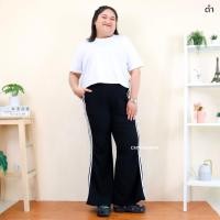 ราคา 667 กางเกงขายาว ไซส์จั้มโบ้ ทรงขาม้า ้าวูลเวฟ แต่งแถบ 3 เส้น ระบายอากาศ ใส่เที่ยวใส่ทำงานได้ (21909719595)