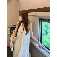 ราคา ชุดเดรสคล้องคอหวานฤดูร้อน 2024 กระโปรงยาวอารมณ์แขนกุดสีขาวใหม่ (22683040725)
