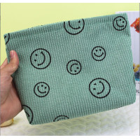 ราคา พร้อมสต็อก ส่งจากกทม กระเป๋าสตางค์ผู้หญิง กระเป๋าผ้าลูกฟูกขนาดใหญ่ กระเป๋าเก็บหน้ายิ้ม กระเป๋าดูแลผิวของเด็กผู้หญิง (22520653496)