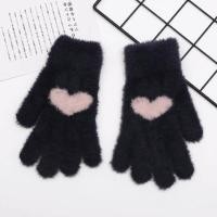 ราคา ถุงมือไหมพรมทัชสกรีน ใส่ได้ชาย หญิง สต็อคในไทย (22722858408)