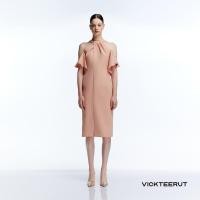 ราคา VICKTEERUT ราคาปกติ 15800 Re Edition Off Shoulder Halter Neck Sheath Dress เดรสเปิดไหล่ ทรงสอบ (22306008412)