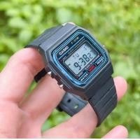 ราคา N Time Shop นาฬิกาข้อมือดิจิตอล คาสิโอ มีไฟ เปลี่ยนสีได้ สายยางสีดำ สวมใส่สบาย (19585096840)