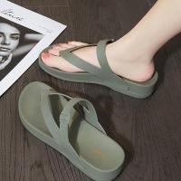 ราคา รองเท้าแตะหูหนีบผู้หญิงพื้นหนาระบายอากาศได้ดีฮิตในเน็ทเอเชียตะวันออกเฉียงใต้ส่งออกต่างประเทศรองเท้าแตะกันลื่นใส่ไปชายหาดรองเท้าแตะหูหนีบไซส์ใหญ่ (21961431899)