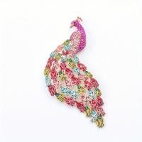 ราคา ช่อดอกไม้ปักหมุดชุดกระโปรงรัดรูปของผู้หญิงที่เข็มกลัดพลอยเทียมรูปนกยูงฟุ่มเฟือย (22670170660)