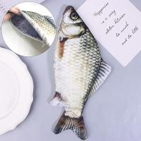 ราคา ZAU Crucian กระเป๋าปากกาปลาคาร์พทรงปลาที่สมจริงกระเป๋าดินสอแต่งหน้าพร้อมซิปด้านหลังไปยังโรงเรียนกระเป๋าดินสอ (22879536737)