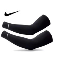 ราคา 24 ชั่วโมง พร้อมส่งในไทย NIKEสร้อยข้อมือยางกีฬาผู้ชายและผู้หญิงคู่สายรัดข้อมือซิลิโคน (22852762414)