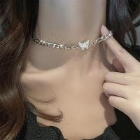 ราคา สร้อยคอ สร้อยผีเสื้อ จี้ผีเสื้อ Choker ผีเสื้อ สร้อยแฟชั่น สร้อยทอง เครื่องประดับ ผู้หญิง สไตล์พังก์ เกาหลี (22199497588)