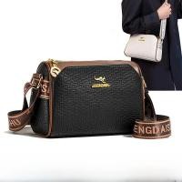 ราคา อินเทรนด์ แบรนด์ของแท้ หนัง กระเป๋าหมอนไหล่เดี่ยวสุภาพสตรี หลากหลาย กระเป๋าสะพายข้างหนังวัวสามชั้นกว้าง สายคล้อง กระเป๋า (22723223008)