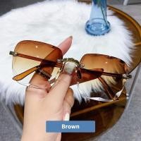 ราคา แว่นกันแดดกรอบสี่เหลี่ยมแบบดั้งเดิมสำหรับผู้หญิงแว่นกันรังสีแว่นกันแดดแบบไม่มีกรอบแฟชั่นสีไล่ระดับแบรนด์สำหรับผู้หญิงปี UV400 (14089030975)