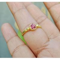 ราคา แหวนทองเหลืองหัวพลอยกลมเล็กสีชมพูตัวแหวนทำจากทองเหลืองแท้ไม่ชุบสีสามารถใส่ได้เป็นประจำไม่ลอกออกสี (22916654348)