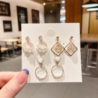 ราคา New Trendy Earrings Gold Fashion Premium Earring Set Classic Gold plated Stud Earrings (21232068338)