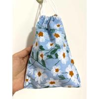 ราคา กระเป๋าผ้า ราคา 10 บาท กระเป๋าหูรูด ถุงผ้า หูรูด ของฝาก ของชำร่วย ของขวัญ (22965880566)