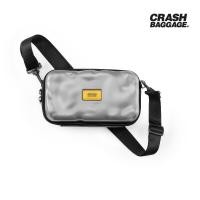 ราคา CRASH BAGGAGE กระเป๋าสะพายข้าง รุ่น MINI ICON สีเงิน (21760081323)