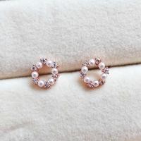 ราคา ต่างหู Grace มุกแท้ ตัวเรือนเงินชุบ Pink Gold 18 K (22865266314)