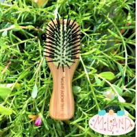 ราคา The Body Shop Bamboo Hairbrush หวีไม้ไผ่ หวีเพื่อสุขภาพผม หวีแปรง (10959202329)