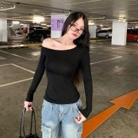 ราคา MesubShop เสื้อแขนยาว ปาดไหล่ข้างเดียว ผ้าเรย่อน แต่งจับจีบย่นข้างเพิ่มความเพรียว ผ้าบาง รุ่น แขนยาวปาดเฉียง (22886897401)