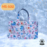 ราคา กระเป๋าผ้าเคลือบกันน้ำรุ่น NS ลายน่ารัก แนวนอน ใบเล็ก (22493992535)