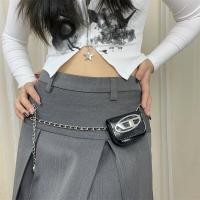 ราคา กระเป๋าเข็มขัดโซ่มินิ ผู้หญิง หนัง ตกแต่ง สายโซ่คาดเอว กระเป๋าสําหรับ กางเกงยีนส์ และกระโปรง กระเป๋าสี่เหลี่ยมเล็ก ลำลอง กระเป๋าวัยรุ่น (22897478249)