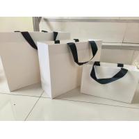 ราคา ถุงไทย ถุงกระดาษ ถุงกระดาษหูหิ้วสายริบบิ้น ถุงกระดาษหูหิ้ว ถุงกระดาษใส่เสื้อผ้า ใสส่ของขวัญและของชำร่วย (16509112094)