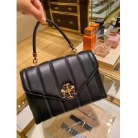 ราคา TORY BURCH KIRA กระเป๋าสะพายข้างแบบพกพา Quilted Small 83943 (22848921383)