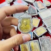 ราคา หลวงพ่อรวย วัดตะโก เลี่ยมกรอบสแตนเลสแท้ 100 (22847232895)