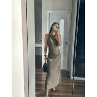 ราคา colourblockmatter Starfall เดรสคอถ่วงผ้าซาติน เดรสออกงาน เดรสไปงาน มี 4 สี (22726739825)