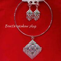 ราคา สร้อยคอเงินขาวโชคเกอร์ สร้อยคอลายไทยลงยา สร้อยคอผู้หญิงพร้อมต่างหู ต่างหูแบบหนีบ แบบเจาะ (14676836209)