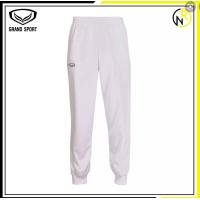 ราคา ส่งฟรีกดคูปองข้างล่างก่อนสั่งค่ะ Grand Sport กางเกงวอร์มสีขาวล้วนขาจั๊ม 06234 กางเกงขายาวสีขาว กางเกงนั่งสมาธิ (11396069899)