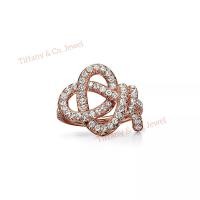 ราคา Tiffany Co Genuine Tiffany Keys Woven Keys Ring In Rose Gold With Diamonds Rope Motifs Strands Of Scintillating Diamondsพวงกุญแจถักทอในสีกุหลาบทองกับเพชรลวดลายเชือกสายของเพชร ที่น่าสนใจ (22566261012)