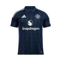 ราคา เสื้อฟุตบอลชุดเยือนล่าสุด 24 25 ของเเท้ ADIDAS MANCHESTER UNITED 2024 2025 AWAY REPLICA JERSEY NIGHT INDIGO (22434414977)