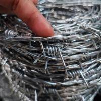 ราคา ลวดหนามล้อมรั้ว กั้นที่ดิน 4kg 5kg 10kg ลวดเบอร์ 14 16 17 ลวดหนามชุบกัลวาไนซ์ ชุบร้อนกันสนิมทนทานนาน 10 ปี (21500064570)