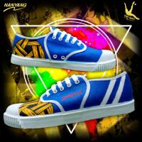 ราคา รองเท้าตะกร้อ รองเท้านันยางแท้เพ้นท์ลายสีน้ำเงิน ซักได้สีไม่หลุด รับประกันคุณภาพ ไม่ตรงปกยินดีคืนเงินMade in Thailand (20406713973)