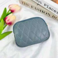 ราคา กระเป๋าใส่เหรียญ หนังแท้เหรียญลายตางราง ยาว 4 5 นิ้ว ขนาดกระทัดรัด มีห่วงโซ่คล้องกุญแจ กระเป๋าสตางค์ กระเป๋าตัง (17457880166)