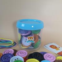 ราคา ส่งเร็ว MASTERY กระดุมยักษ์ เสริมพัฒนาการเด็ก ครบชุด กระดุมเม็ดใหญ่ 10 สี การ์ดสี กระปุก ออมสิน เชือกร้อย ปลอดภัย ไม่มีคม ของเล่นเด็ก (22611527741)