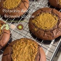 ราคา Pistachio Kunafa Brownie Cookie (23027588002)