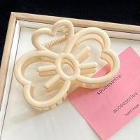 ราคา คลิปหนีบสำหรับผู้หญิงหลังรูปผีเสื้อกิ๊บหนีบผมตัวหนีบรูปปลาฉลามในฤดูร้อนที่น่ารักเครื่องประดับผม (22256063425)