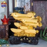 ราคา เสริมเงินทองทรัพย์สิน ปลามังกร 6 ตัวมีเหรียญเรียกโชคลาภ งานเรซิ่นทองพ่นทราย พร้อมฐาน สูง 11 13 20 นิ้ว (22249229845)