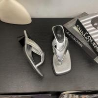 ราคา Huilm รองเท้าส้นตึกหนังผู้หญิงรองเท้าฟลิปฟลอปส้นตึกแฟชั่นสวมสบายรองเท้าแตะคีบลำลองส้นหนาสำหรับปาร์ตี้ชายหาดประจำวัน (22674036653)