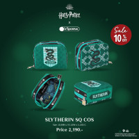 ราคา Lesportsac ลด 50 Square Cosmetic Bag กระเป๋าเครื่องสำอางใบเล็ก Style 6701 Lesportsac x Harry Potter (23089969869)