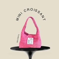 ราคา Wyllabrand กระเป๋าผ้า Mini Croissant Very Berry (22702696759)