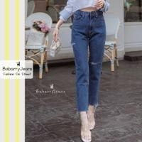 ราคา พร้อมส่ง BabarryJeans กางเกงยีนส์ ทรงบอย เอวสูง ผญ ผ้าไม่ยืด ขาดเข่า ขาดข้าง สียีนส์เข้มฟอก (20816893024)