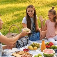 ราคา LivingEa กล่องบรรจุแซนวิชกล่องใส่อาหารกล่องใส่แซนวิชใสกล่องสามเหลี่ยมสำหรับใส่แซนวิชเค้กขนมหวาน (22979151852)