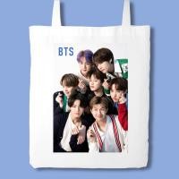 ราคา กระเป๋าผ้าแคนวาส กระเป๋าผ้าลายBTS บังทัน V 1 กระเป๋าสะพายข้างลายน่ารักสไตล์เกาหลี ถุงผ้า (22002894749)