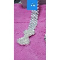 ราคา PINเข็มขัดมุกสีขาว 1 เส้น หลายแบบ ประดับชุดไทยชุดราตรีและชุดออกงาน ใช้ได้ทั้งเด็กและผู้ใหญ๋ (22317707813)