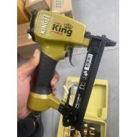 ราคา 1022JGOLD II รุ่นใหม่ M Series II ปืนลม แม็กลม ขาคู่ 22 มิล KING ทอง สินค้าเเท้รับประกันจากผู้เเทนจำหน่าย (22744069037)